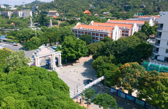 2026年江汉大学专科录取分数线(2026各省份录取分数线及位次排名)_黎明职业大学介绍与报考指南_黎明职业大学录取分数线