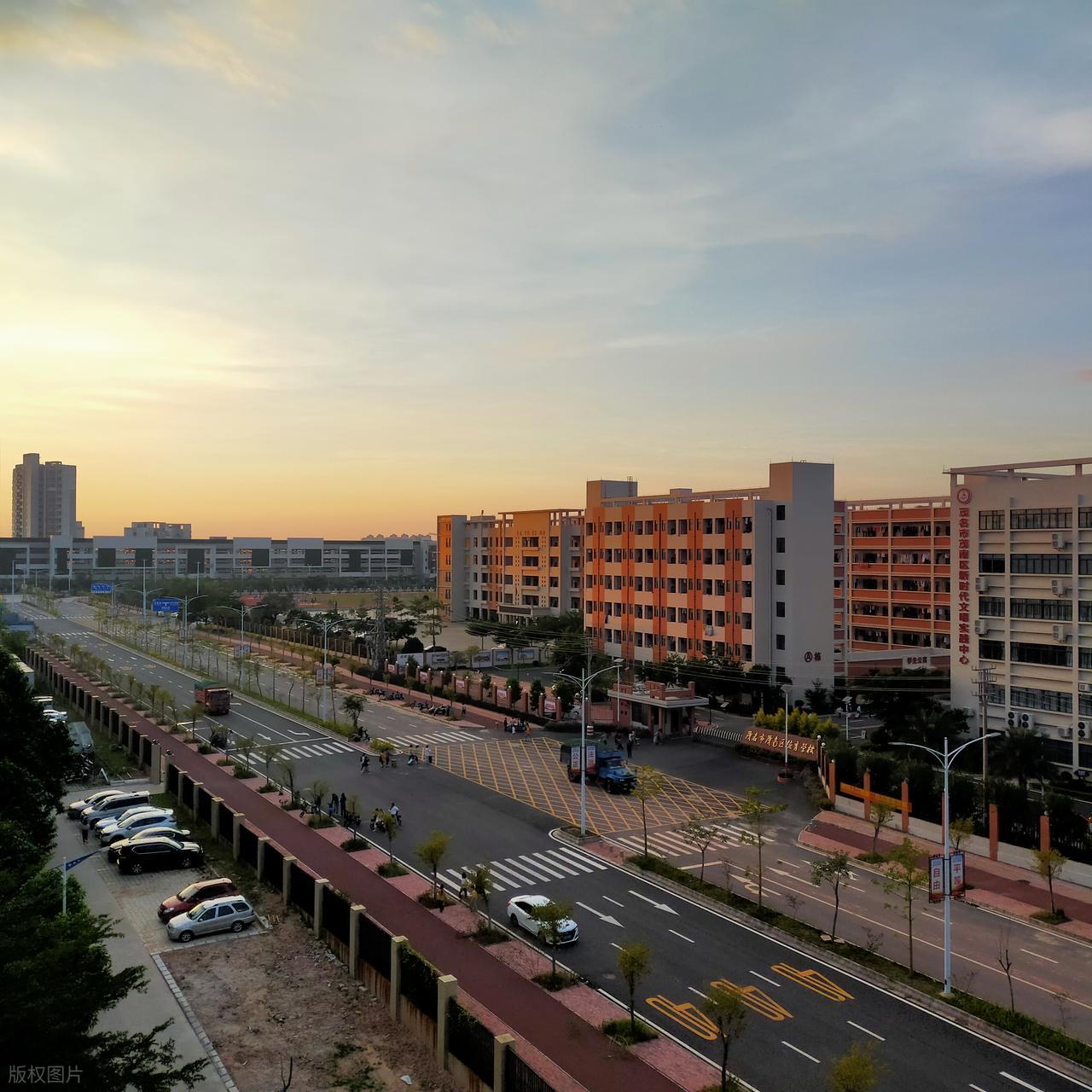 2026年江汉大学专科录取分数线(2026各省份录取分数线及位次排名)_黎明职业大学录取分数线_黎明职业大学介绍与报考指南