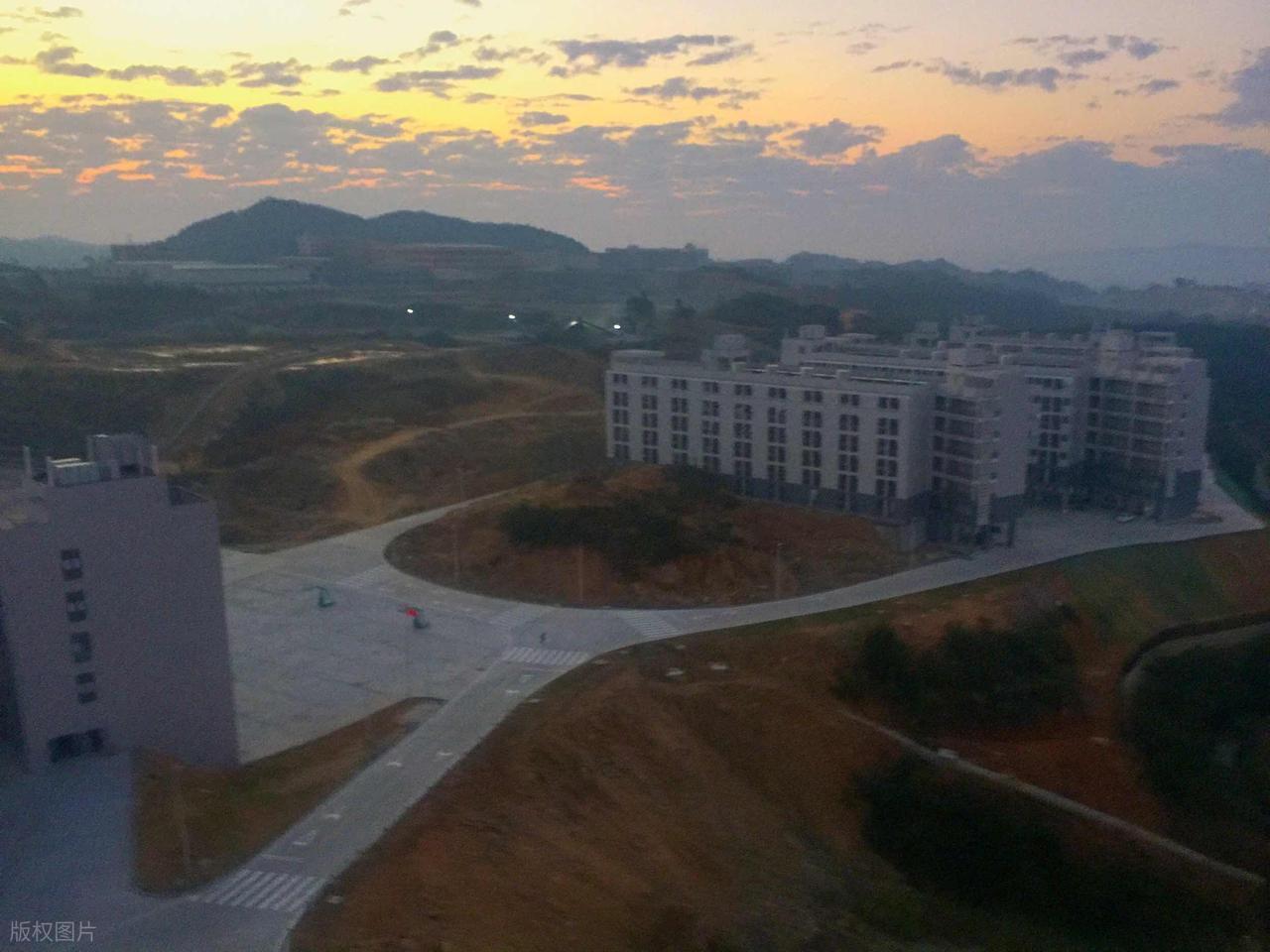 黎明职业大学录取分数线_2026年江汉大学专科录取分数线(2026各省份录取分数线及位次排名)_黎明职业大学介绍与报考指南