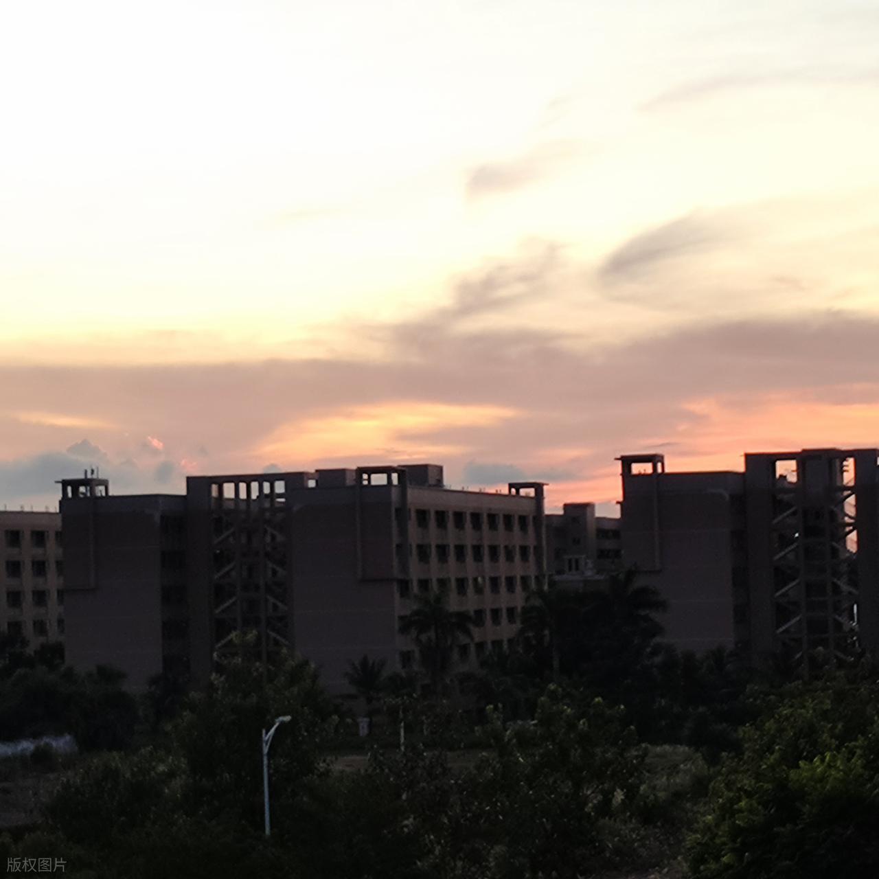 2026年江汉大学专科录取分数线(2026各省份录取分数线及位次排名)_黎明职业大学介绍与报考指南_黎明职业大学录取分数线