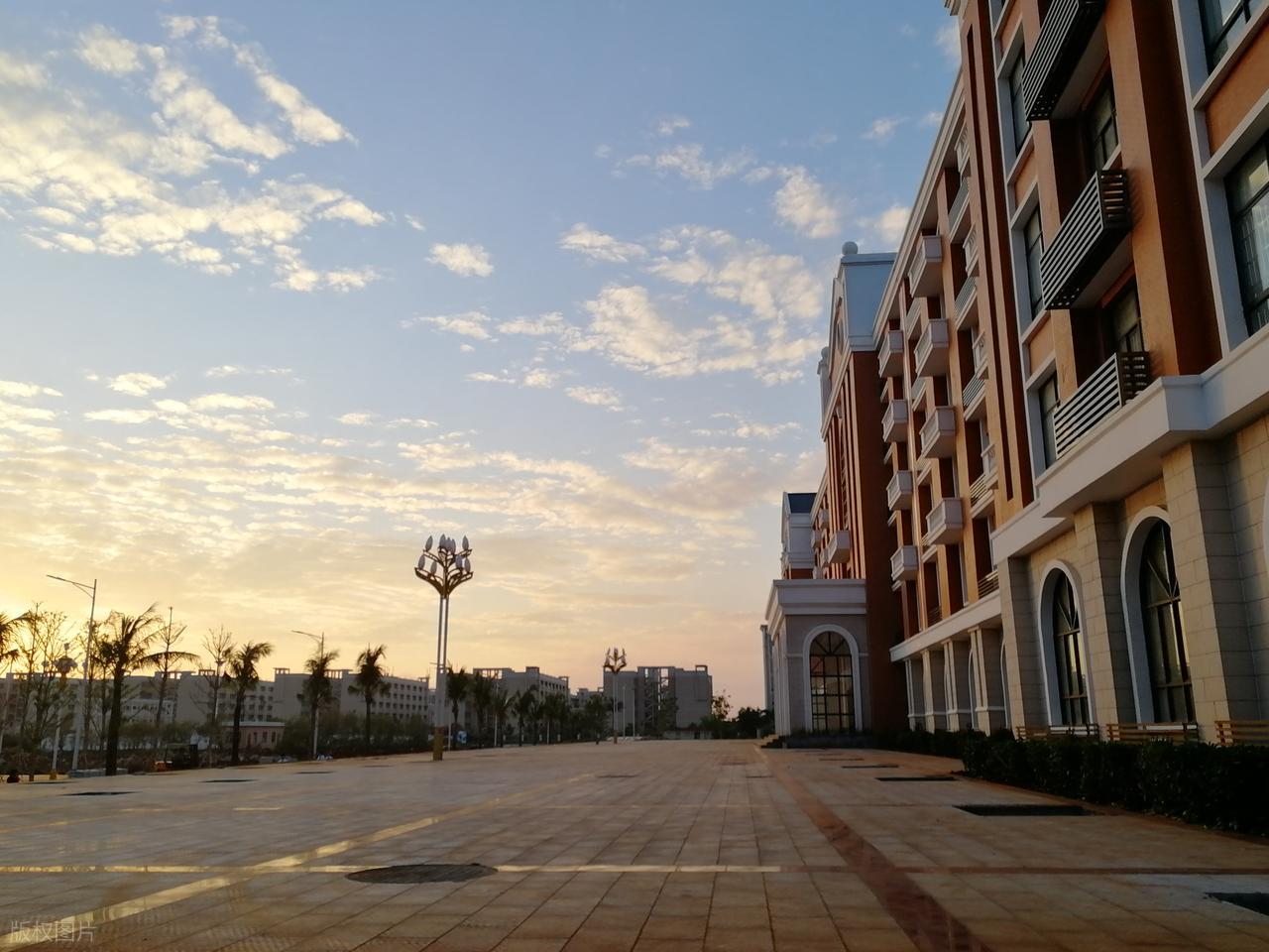 2026年江汉大学专科录取分数线(2026各省份录取分数线及位次排名)_黎明职业大学介绍与报考指南_黎明职业大学录取分数线