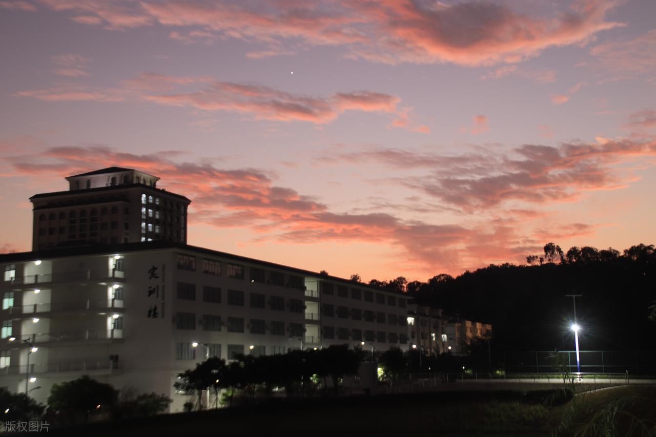 黎明职业大学录取分数线_2026年江汉大学专科录取分数线(2026各省份录取分数线及位次排名)_黎明职业大学介绍与报考指南